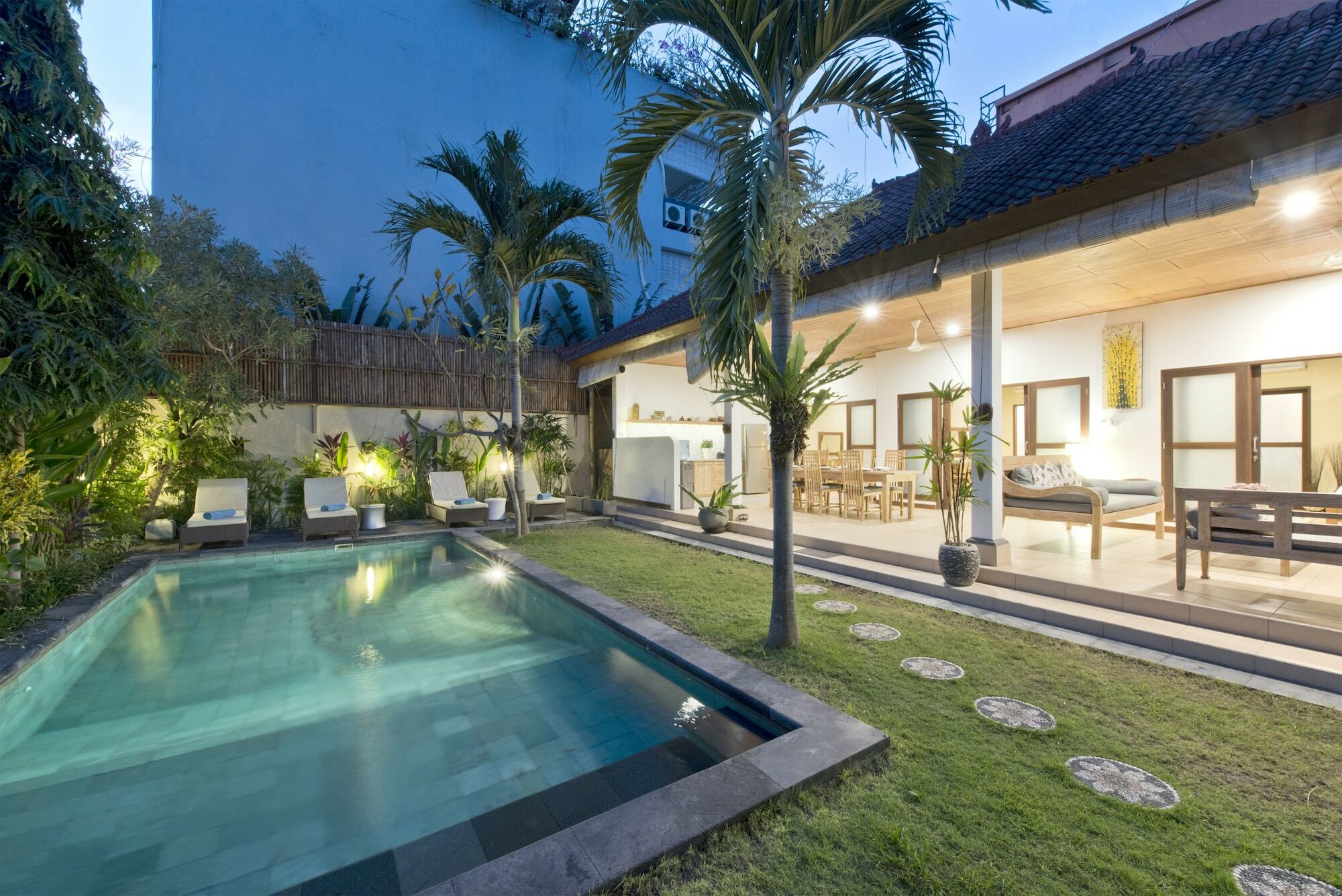 Villa Star Семиньяк Экстерьер фото